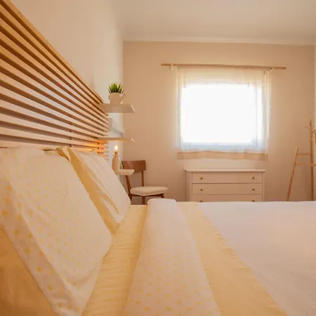 Quarto em Acomodações Particulares Be Lost - Guest House